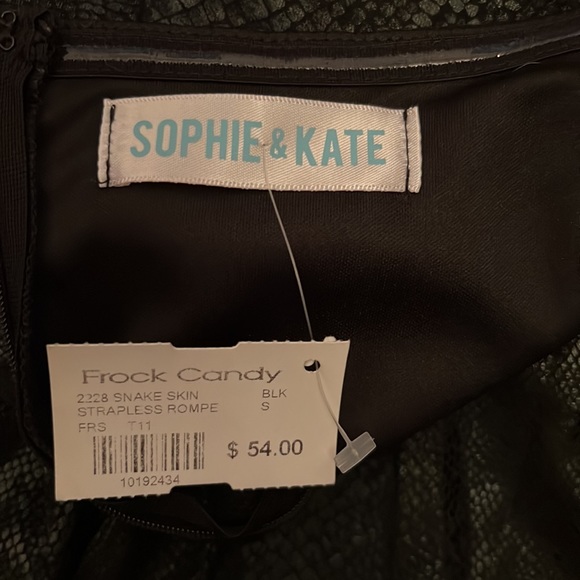 NWT Sophie & Kate Snake Skin Strapless Romper - Picture 8 of 11